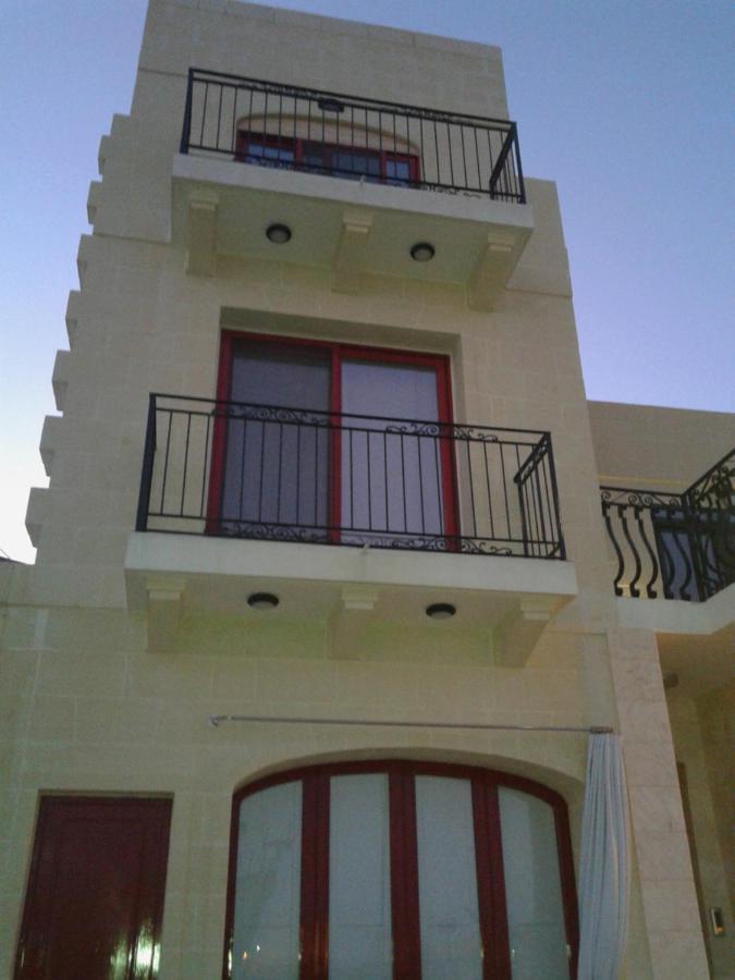 Mgarr Waterfront Cosy Apartment 2 By Ghajnsielem Gozo Exterior foto